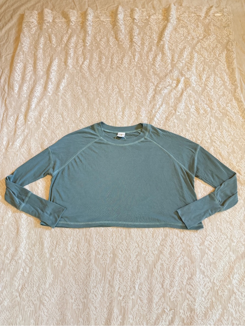By together cropped ribbed thumb hole top